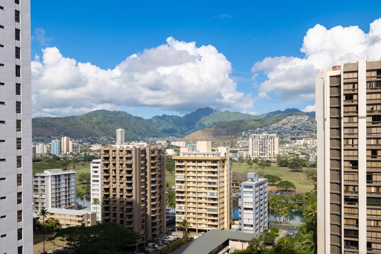 Beautiful Mountain View In Waikiki Sunset With Parking Apartman Honolulu Kültér fotó