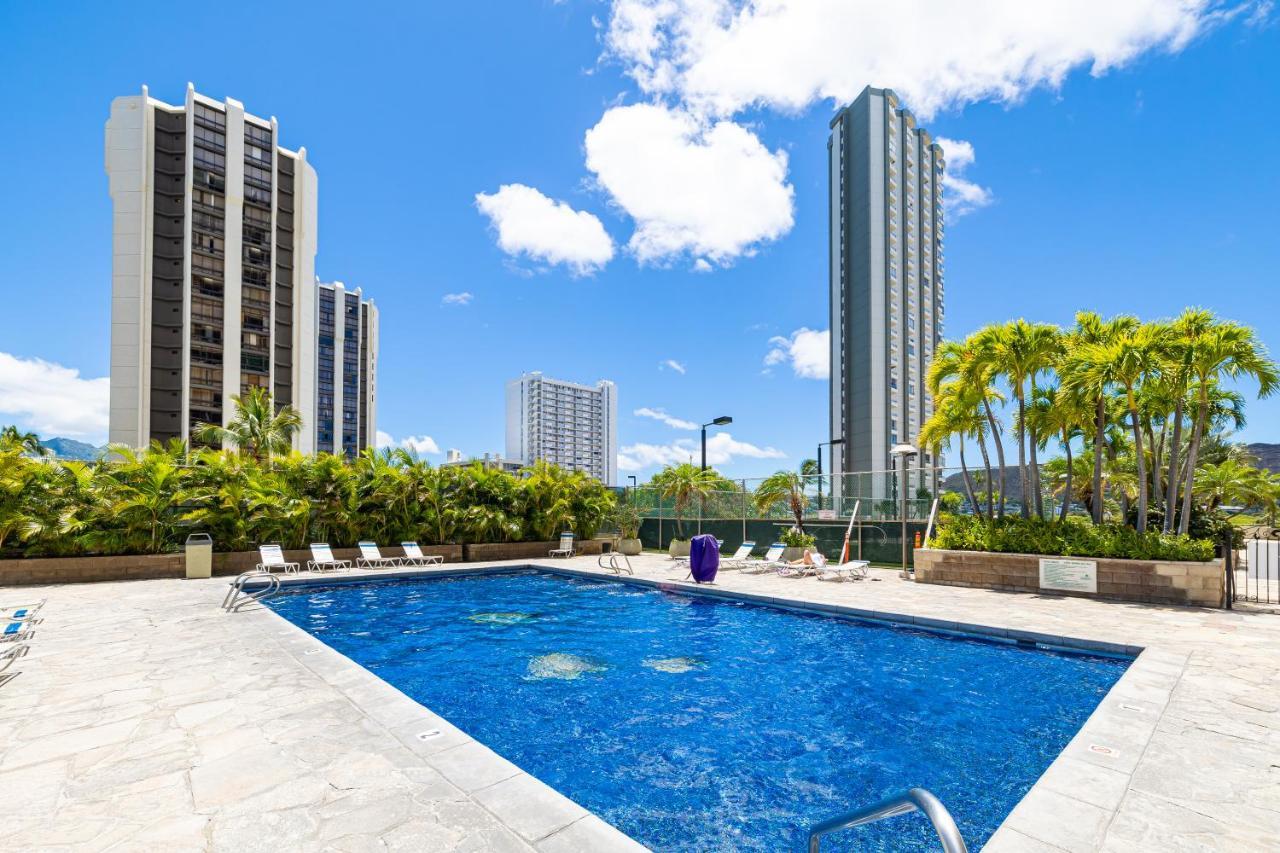 Beautiful Mountain View In Waikiki Sunset With Parking Apartman Honolulu Kültér fotó